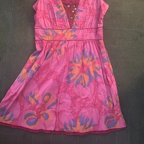 Timeless Mini Dress - Picture 7 of 10